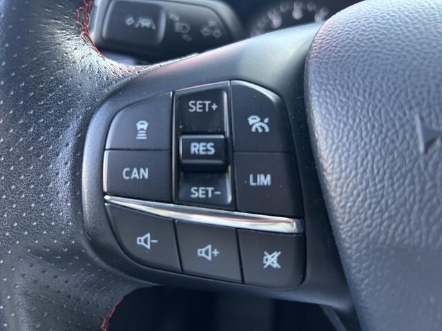 Ford FOCUS Wagon 1.5 ST-Line // FULL LED // NAVI + CARPLAY // PDC V+A // ADAPTIV CRUISE