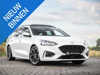 ford-focus-wagon-1.5-st-line-busine