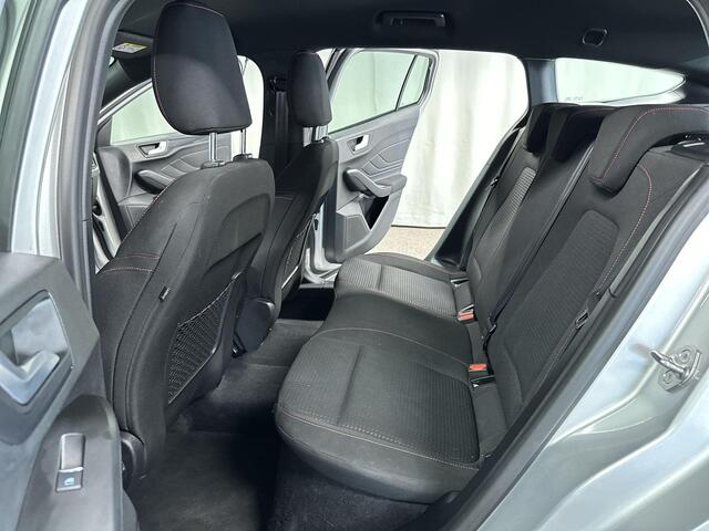Ford FOCUS Wagon 1.0 EcoBoost Hybrid ST Line Automaat | Navi | CarPlay | LED