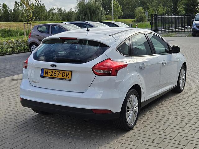 Ford FOCUS 1.6 TI-VCT 125pk Trend 5drs ECC