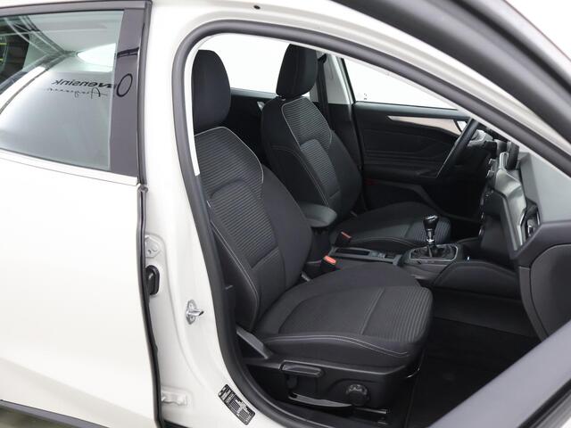 Ford FOCUS Wagon 1.0 EcoBoost Titanium Business | Winterpakket | Parkeercamera | Navigatie | Cruise Control | Climate Control |