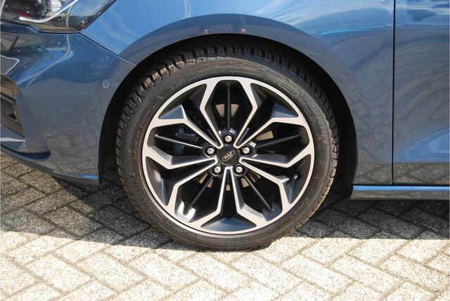 Ford FOCUS 1.5 EcoBoost ST Line Business 5DR TREHAAK 1500KG | WINTERPACK| CAMERA| 18" VELGEN| ADAPTIEF CRUISE | LEDER