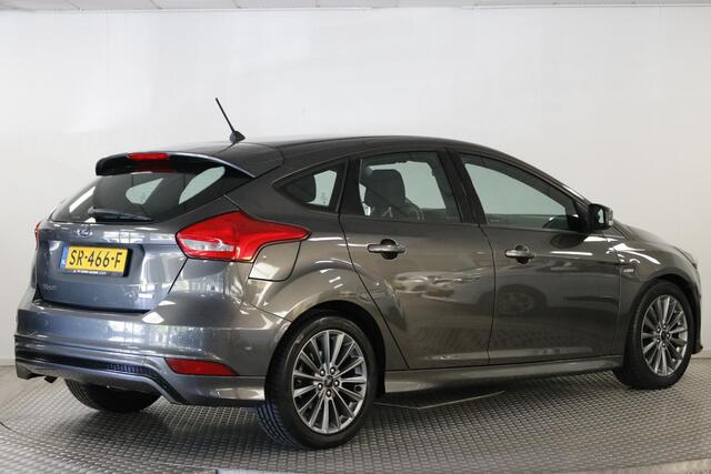 Ford FOCUS 1.0 Ecoboost ST-Line 125 PK. Airco | Cruise | Carplay | Navi | Lichtmetaal.