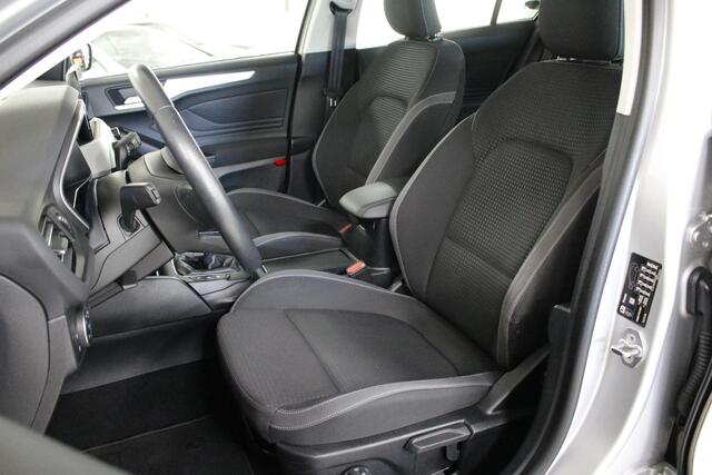 Ford FOCUS 1.0 EcoBoost Trend Edition Business Airco | Carplay | Cruise | Park. sensor | Org. NL.