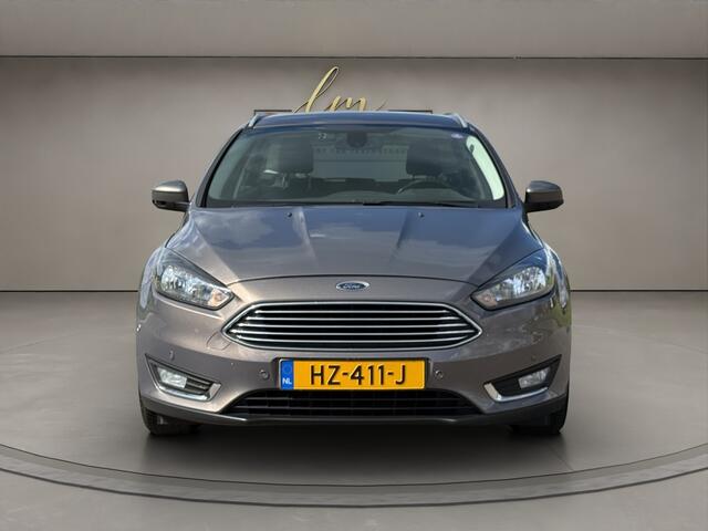Ford FOCUS 1.0 Titanium 2016 BRUIN | Trekhaak | Airco | NL