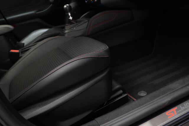 Ford FOCUS Wagon 1.0 EcoBoost Hybrid ST Line X Business | INTERIEUR / AUDIO- PACK | PANORAMADAK | CD SPELER | B&O DAB | CAMERA