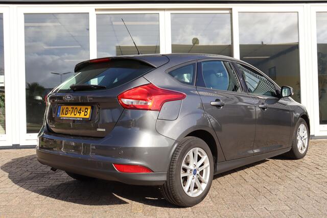 Ford FOCUS 1.0 Trend, Cruise Control, Airco, PDC V+A, Prijs Is Rijklaar Inclusief 6 Maanden Garantie