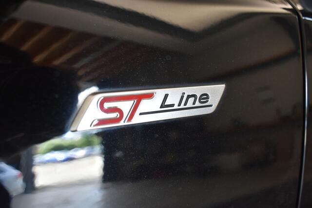 Ford FOCUS Wagon 1.0 EcoBoost Hybrid ST Line X 155 PK B&O El-aKlep TrekH Cam Keyless WinterPack