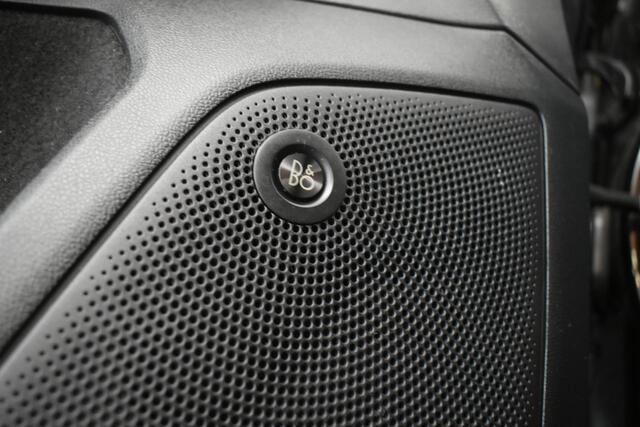 Ford FOCUS Wagon 1.0 EcoBoost Hybrid ST Line X 155 PK B&O El-aKlep TrekH Cam Keyless WinterPack