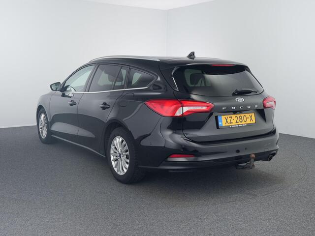 Ford FOCUS Wagon 1.5 EcoBlue Titanium Business | Zwenkhaak | Winterpakket | Camera |