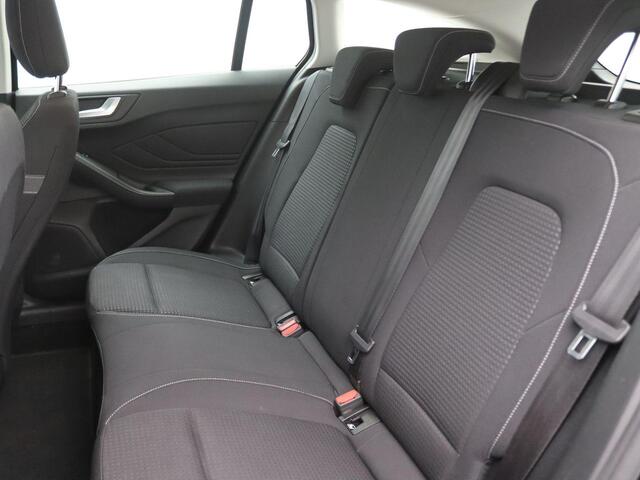 Ford FOCUS Wagon 1.0 EcoBoost Titanium Business 125PK Airco, Cruise Controle, PDC voor en achter, Navi, Trekhaak, 16" LM Velgen