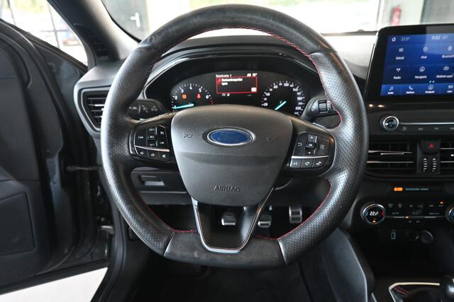 Ford FOCUS Wagon 1.0 EcoBoost ST Line Business Navigatie Cruise control Airco Trekhaak PDC Goed Onderhouden Inruil Mogelijk!