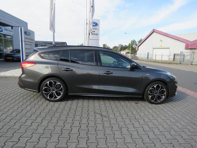 Ford FOCUS Wagon 1.5 EcoBoost ST Line X Business 182 PK ,AUTOMAAT,NAVI,ADAPTIVE CRUISE,PANODAK,AFN TREKHAAK 1500KG,ELEKT STOELEN /ACHTERKLEP.