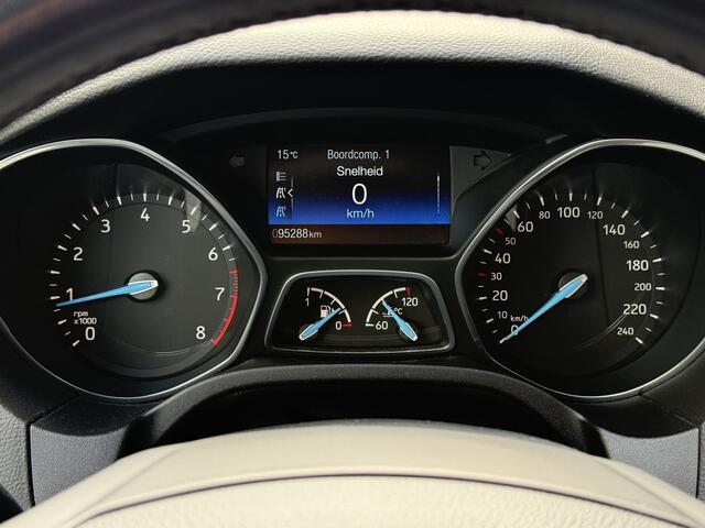 Ford FOCUS BWJ 2018 | 1.0 126PK Titanium | TREKHAAK | CAMERA | CLIMA | NAVI | CARPLAY | SPORTSTOELEN | CRUISE | PDC 2X