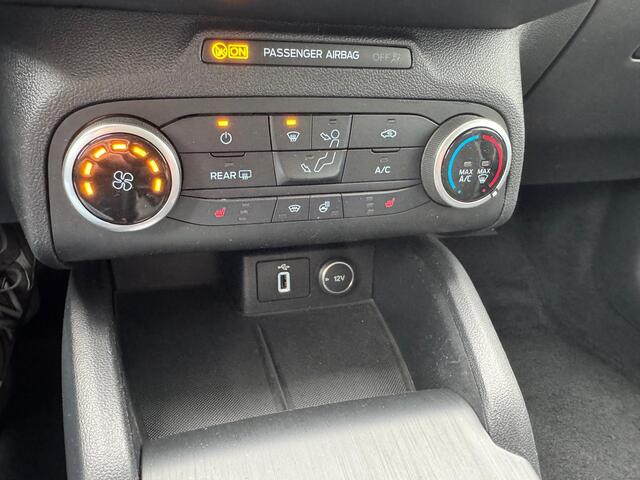 Ford FOCUS 1.0 EcoBoost Titanium Business