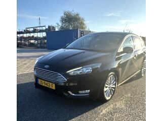 ford-focus-1.0-titanium-bt-telefoon