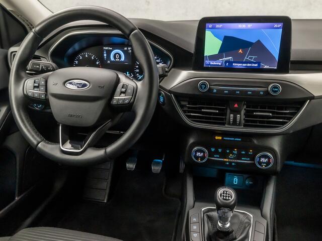 Ford FOCUS 1.0 EcoBoost Titanium Sport (APPLE CARPLAY, GROOT NAVI, KEYLESS, LED KOPLAMPEN, GETINT GLAS, SPORTSTOELEN, LM VELGEN, CRUISE, DAB+, NIEUWE APK, NIEUWSTAAT)