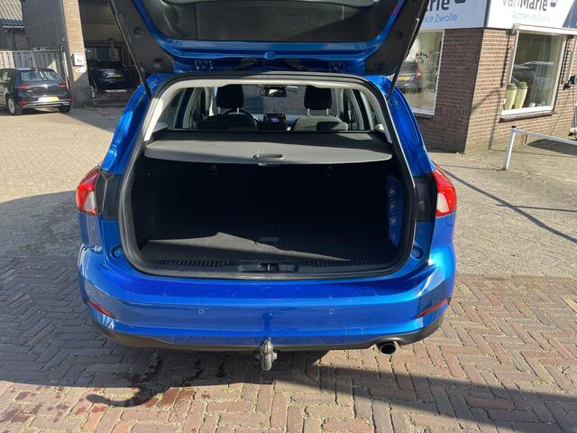 Ford FOCUS Wagon 1.0 EcoBoost Titanium Business TREKHAAK CLIMA ADD CRUISE
