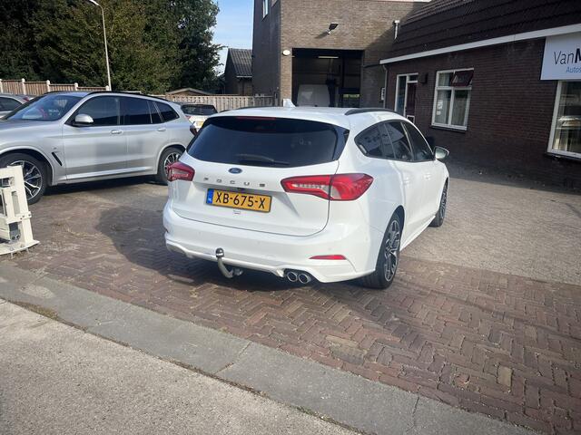 Ford FOCUS Wagon 1.5 EcoBoost ST Line Business TREKHAAK HEAD UP CAMERA B&O LANE ASSIST