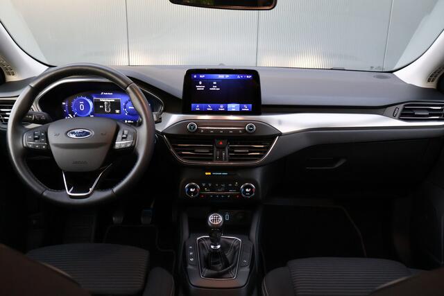 Ford FOCUS 1.0 EcoBoost Hybrid Titanium X Business 125pk | Stoel- stuurverwarming | Digital Cockpit | Keyless | Camera | Voorruitverwarming | Dealer Onderhouden