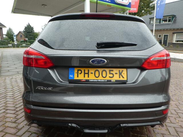 Ford FOCUS Wagon 1.5 TDCI ST-Line Automaat