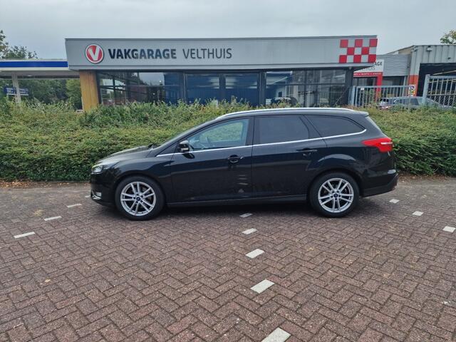 Ford FOCUS 1.5 TITANIUM Automaat