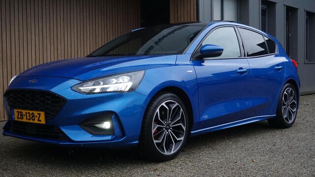 Ford FOCUS 1.5 EcoBoost 182PK ST Line Business Pano.Dak 18inch LM Trekhaak Stoel/Stuurverwarming B&O *NL auto* Zeer Nette Ford!