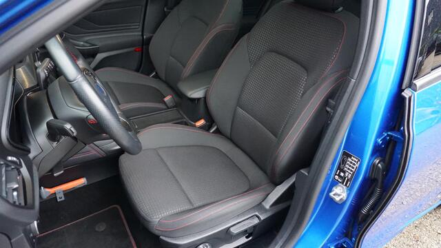 Ford FOCUS 1.5 EcoBoost 182PK ST Line Business Pano.Dak 18inch LM Trekhaak Stoel/Stuurverwarming B&O *NL auto* Zeer Nette Ford!