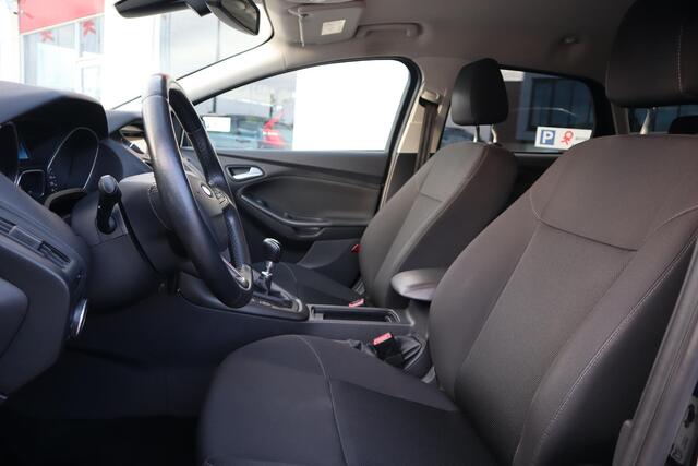 Ford FOCUS Wagon 1.0 TITANIUM PARKASSIST|NAVI|TREKHAAK AFNEEMBAAR|APPLE CARPLAY