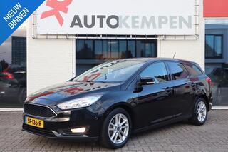 ford-focus-wagon-1.0-titanium-parka