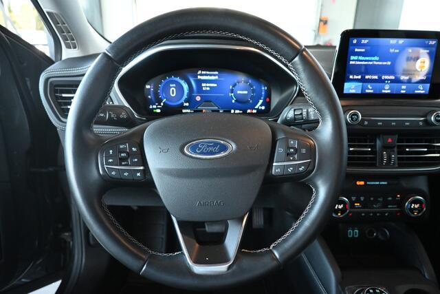 Ford FOCUS Wagon 1.5 EcoBoost Vignale Navigatie Stuur/Stoelverwarming Dealer Onderhouden! Inruil Mogelijk!