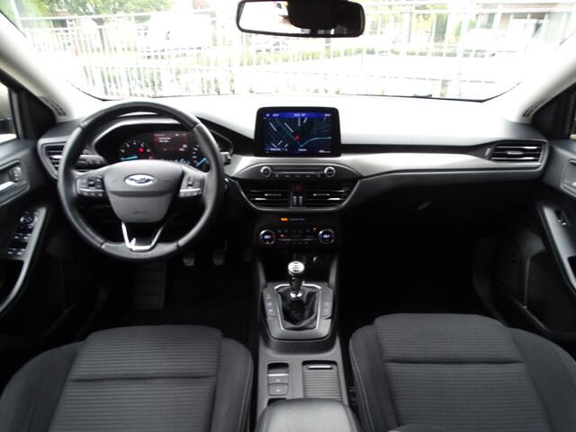 Ford FOCUS 1.0 ECOB. TIT. BNS Navi Camera