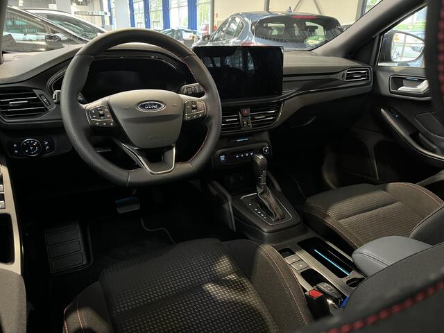 Ford FOCUS Wagon ST-Line EcoBoost Hybrid 155 pk | Winter Pack | Adapt. Cruise | Camera | All Seasons | Keyless | Fabr. Gar. 01-2029 |