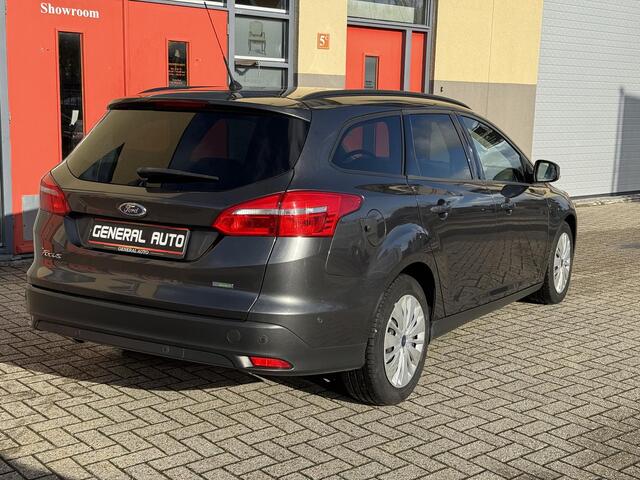 Ford FOCUS Wagon 1.0 Titanium Edition, Navi, Nieuwe DistributieRiem