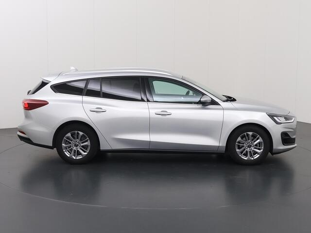 Ford FOCUS Wagon 1.0 EcoBoost Hybrid Titanium | Navigatie | Climate Control | Cruise Control | Parkeersensoren |