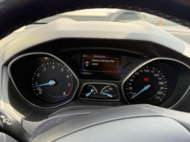 Ford FOCUS Wagon 1.5 Ecoboost Titanium 150pk 17 inch Velgen | Stoelverwarming | Navigatie | SYNC 3 | Voorruit verwarming | Cruise control