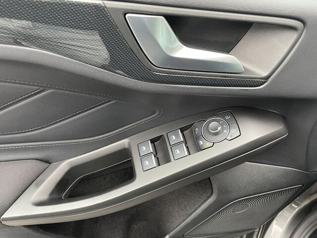 Ford FOCUS Wagon 1.0 EcoBoost Hybrid ST Line X HUD | Winter Pack | Driver Assist pack