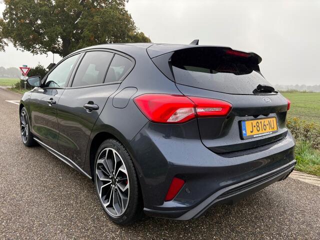 Ford FOCUS 1.0 EBH ST L. XBNS / BOMVOL / PANO / HEAD UP