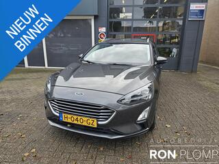 ford-focus-wagon-1.0-ecoboost-titan