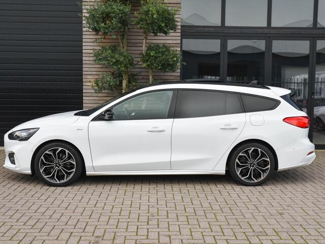 Ford FOCUS Wagon 1.5 EcoBoost ST Line Business