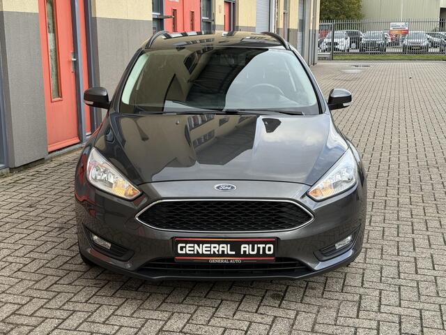 Ford FOCUS Wagon 1.0 Titanium, Navi, Trekhaak, NEW DistributieRiem