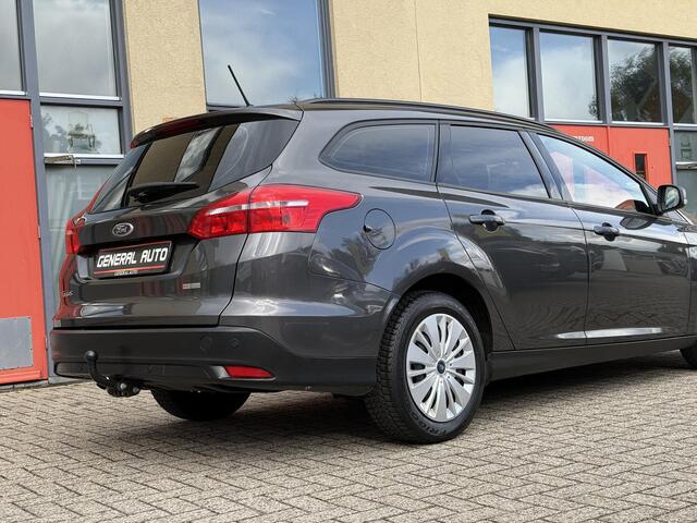 Ford FOCUS Wagon 1.0 Titanium, Navi, Trekhaak, NEW DistributieRiem