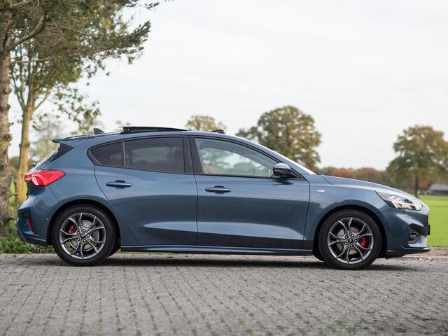 Ford FOCUS 1.5 EcoBoost ST Line Business Pano B&O ACC Keyless