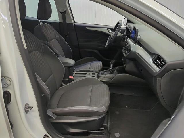 Ford FOCUS Wagon 1.0 EcoBoost Hybrid Trend Edition Business |PDC|Camera|Carplay!