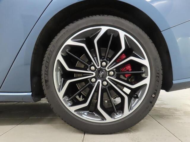 Ford FOCUS 1.0 EcoB Hybrid ST Line X Leer Panoramadak Camera Winter pack Ad Cruise B&O Wagon Dealeronderhouden