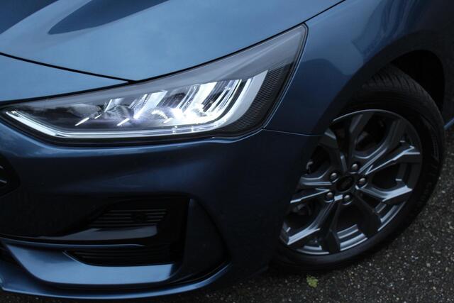 Ford FOCUS 1.0 EcoBoost Hybrid ST Line X