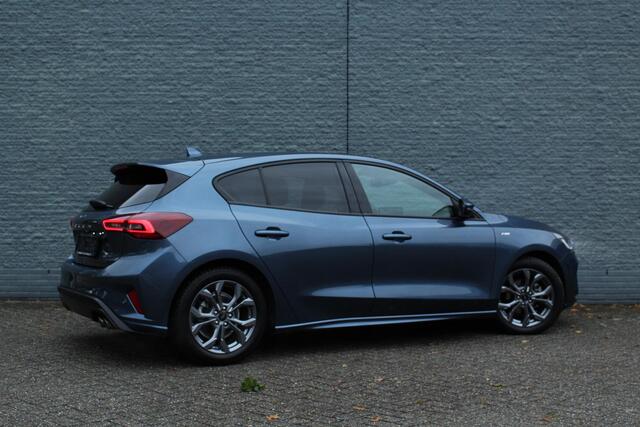 Ford FOCUS 1.0 EcoBoost Hybrid ST Line X