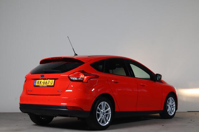 Ford FOCUS 1.0 Trend - NL- Auto!! Airco I Cruise I Navi