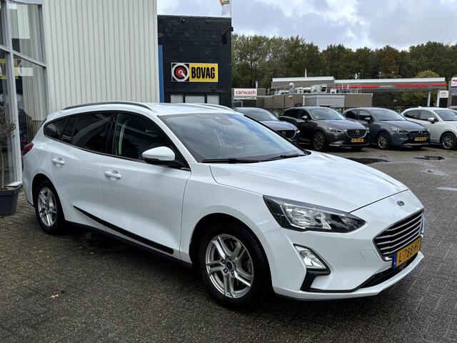 Ford FOCUS Wagon 1.0 EcoBoost Trend Edition Business NL-Auto, Navigatie, Apple Carplay/ Android Auto, Trekhaak, Led-verlichting, Airco, A-Rij-camera , Parkeerhulp, USB, Lichtmetaal.