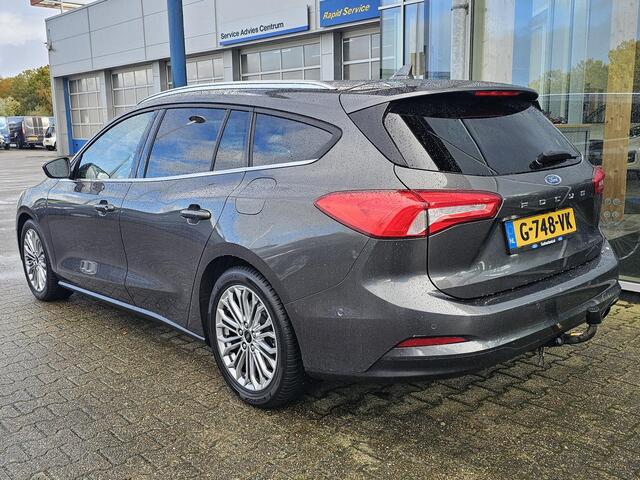 Ford FOCUS Wagon 1.5 EcoBoost Titanium Business 150 pk | 2de eigenaar | Full-led | Trekhaak | 1.500 kg trekgewicht | Camera | Winterpack | Perfect onderhouden!